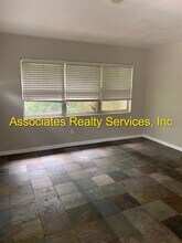 18 NW 36th Terrace in Gainesville, FL - Building Photo - Building Photo