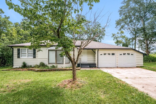 property at 1001 Park Pl