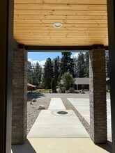 406 W 6th St in Cle Elum, WA - Building Photo - Building Photo