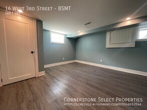 16 W 3rd St in Hamilton, ON - Building Photo - Building Photo