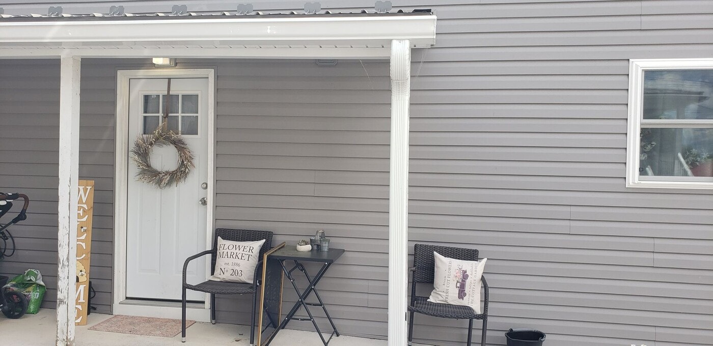 101 Limestone St in Milesburg, PA - Building Photo