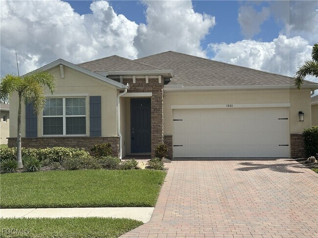 1401 Remington Trce Dr in Port Charlotte, FL - Building Photo - Building Photo
