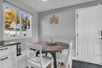 1992 Afton Cir in Layton, UT - Building Photo - Building Photo