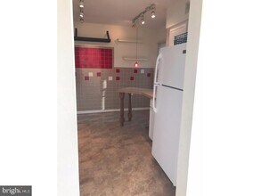 5215 Le Parc Dr in Wilmington, DE - Foto de edificio - Building Photo