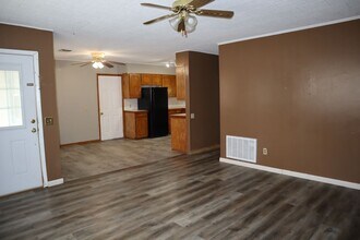 403 W Tom Stafford Ave in Weatherford, OK - Building Photo - Building Photo