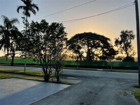 701 N 14th Ave in Hollywood, FL - Building Photo