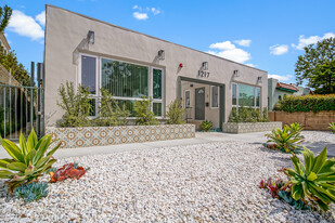 1217 9th St in Santa Monica, CA - Building Photo