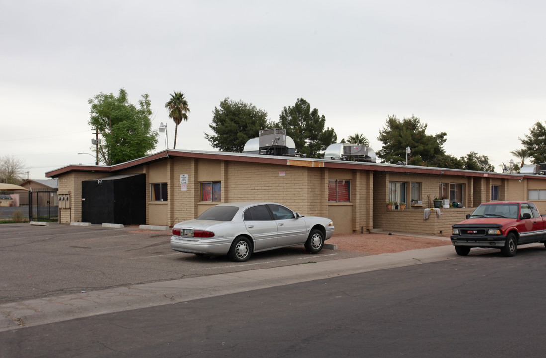 5938 W Rose Ln in Glendale, AZ - Building Photo