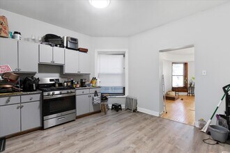 5018 S Blackstone Ave in Chicago, IL - Building Photo - Building Photo
