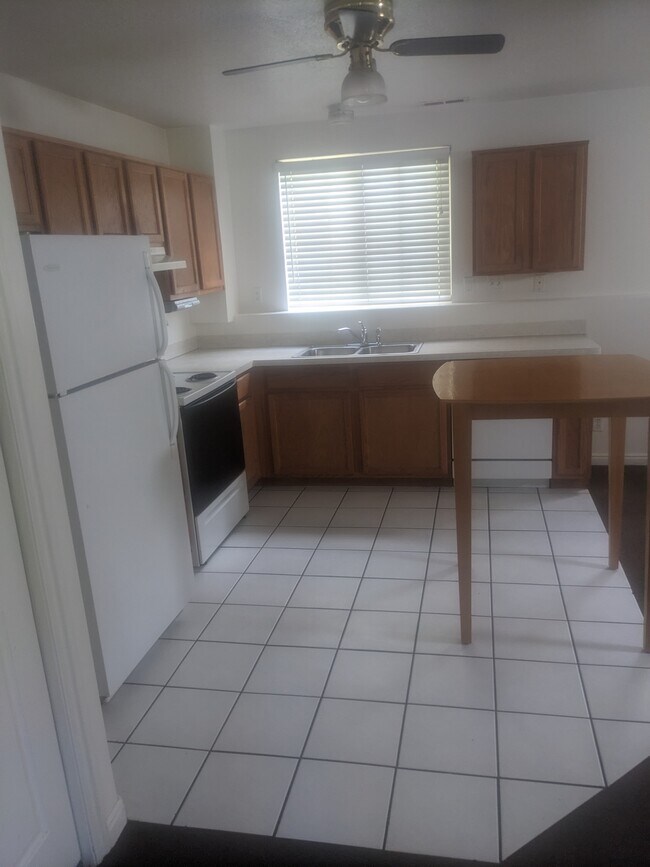 964 W 4375 S in Riverdale, UT - Building Photo - Building Photo
