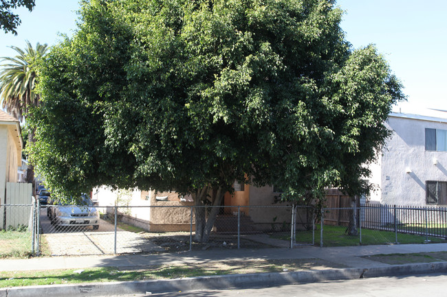 821 Cerritos Ave in Long Beach, CA - Building Photo - Building Photo