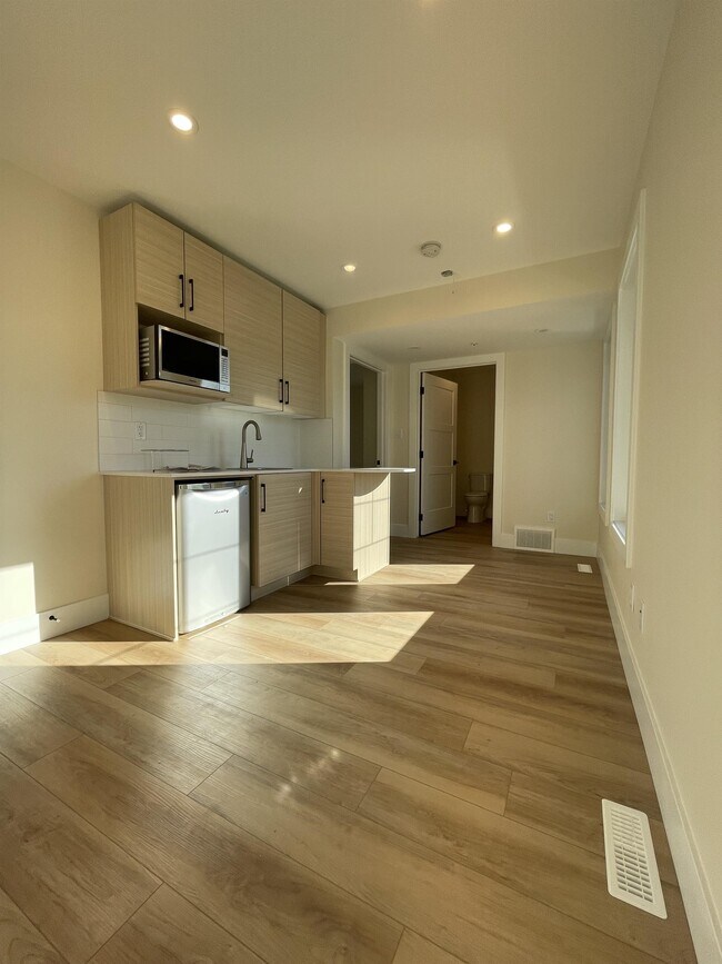 8715-8110 110 St NW in Edmonton, AB - Building Photo - Building Photo