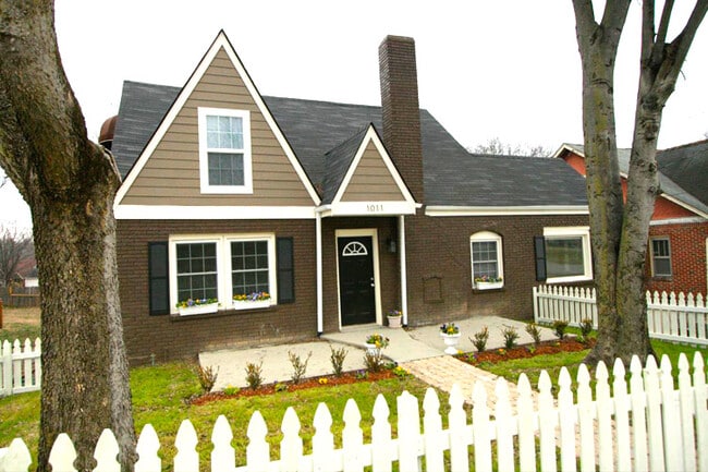 1011 Maynor St, Unit B