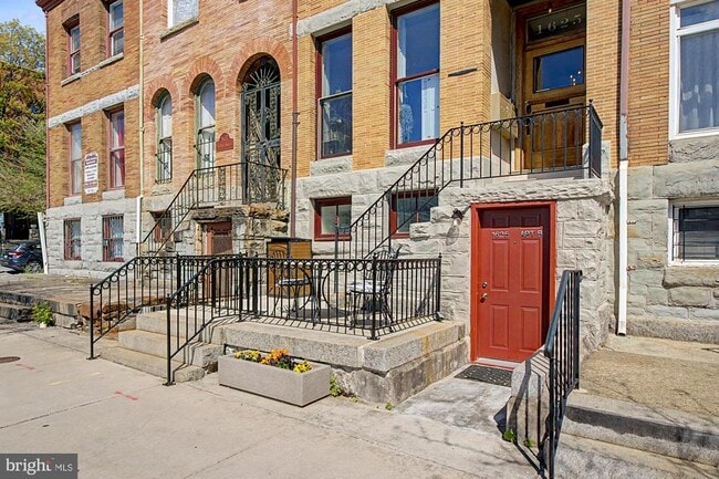 property at 1625 St Paul St