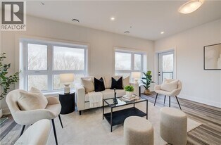 1100 Lackner Pl in Kitchener, ON - Building Photo