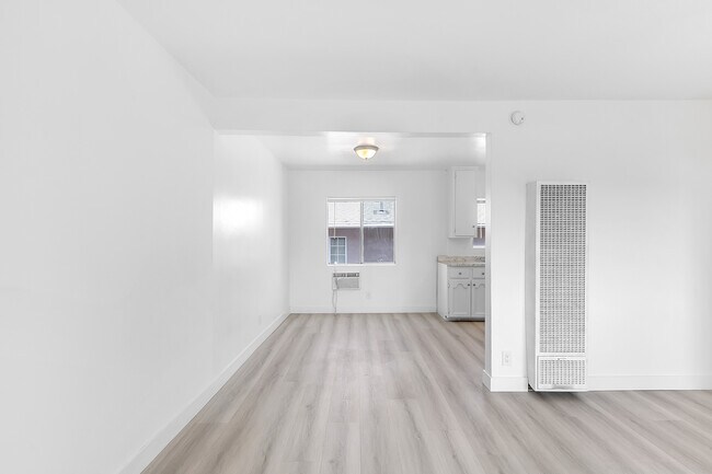 959 S Soto St in Los Angeles, CA - Foto de edificio - Building Photo