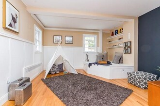 30 Gammons Rd in Waban, MA - Building Photo - Building Photo