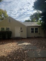 324 University Ave in Davis, CA - Building Photo