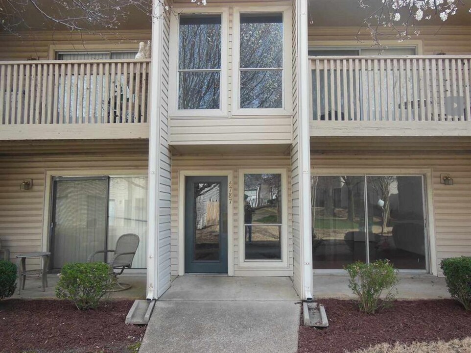 6787 Quail Hollow Ct in Memphis, TN - Building Photo