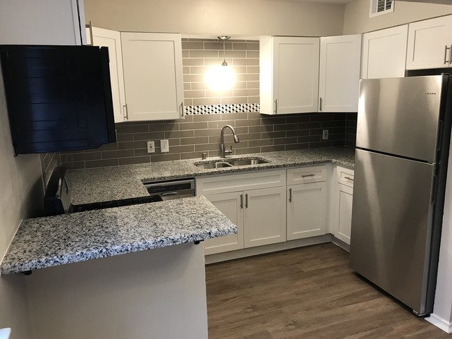 6205 Oram St Apartments and Nearby Dallas Apartments For Rent | Dallas, TX