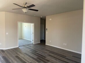 4917 Neumann Dr in Reno, NV - Building Photo - Building Photo