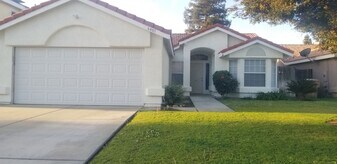 6401 Caracas Ct in Bakersfield, CA - Building Photo