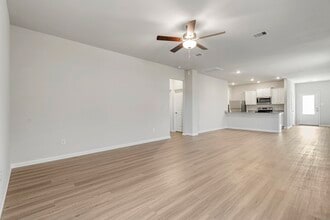 6419 Elm St in Houston, TX - Foto de edificio - Building Photo