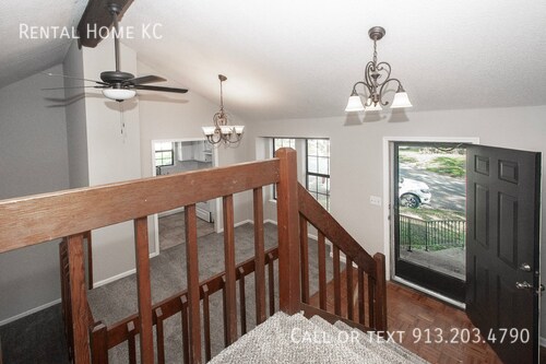 7434 Santa Fe Dr in Overland Park, KS - Building Photo - Building Photo