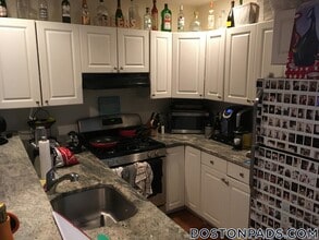 66 Egmont St in Brookline, MA - Foto de edificio - Building Photo