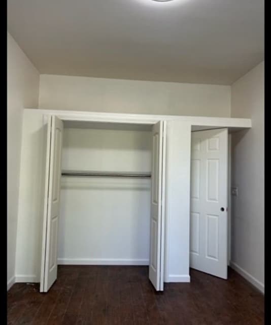 455 Jerome St, Unit #2B in Brooklyn, NY - Building Photo - Building Photo