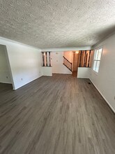 1200 Cabinwood Pl in Silver Spring, MD - Building Photo - Building Photo