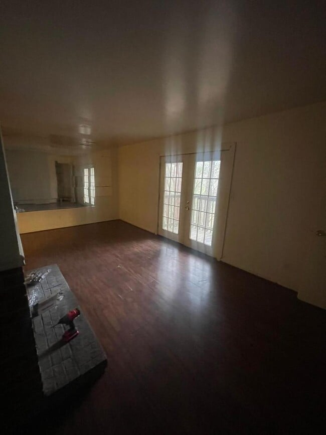 property at 713 Springfield Rd