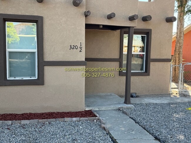 320 N Loma Linda Ave in Farmington, NM - Building Photo - Building Photo