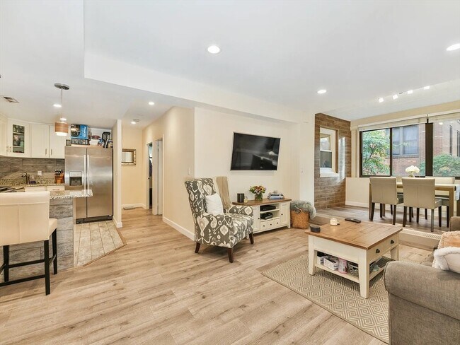 property at 18 Juniper St