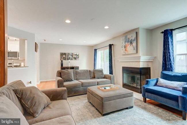 property at 92 Kirkwood Dr