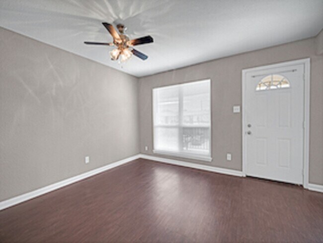 3031 Sumpter St in Houston, TX - Building Photo - Building Photo
