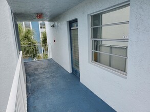 7688 NW 18th St in Margate, FL - Building Photo - Building Photo