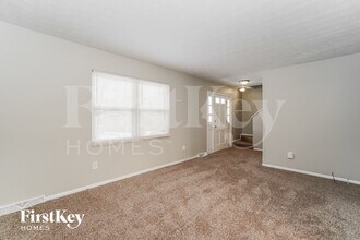 1369 Greenock Rd in Columbus, OH - Foto de edificio - Building Photo