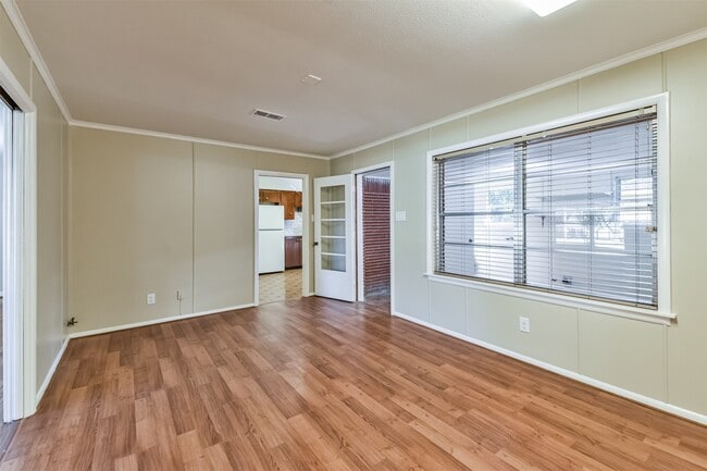 property at 5231 Willowbend Blvd