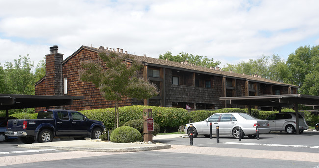 1455 Latour Ln in Concord, CA - Foto de edificio - Building Photo