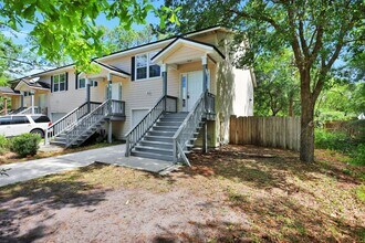8301 Homeport Ct in Jacksonville, FL - Building Photo - Building Photo