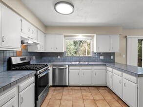 8000 Downing St in Austin, TX - Building Photo - Building Photo