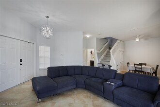 9130 Spring Mountain Way in Ft. Myers, FL - Building Photo - Building Photo