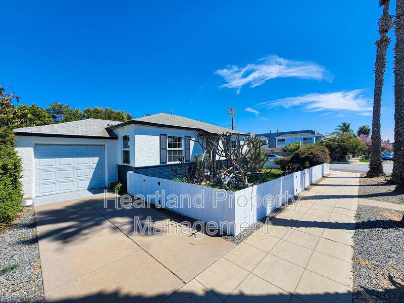 4103 Lamont St in San Diego, CA - Building Photo