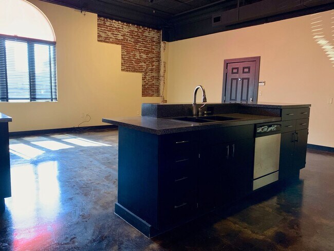 110 W Huntington Ave in Jonesboro, AR - Building Photo - Building Photo