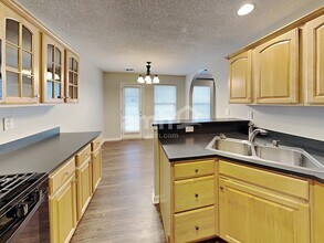 6902 Brachnell View Dr in Charlotte, NC - Foto de edificio - Building Photo