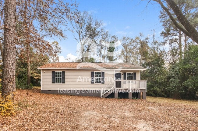 property at 1544 Holland Ave