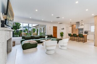 616 NE 16th Terrace in Fort Lauderdale, FL - Building Photo