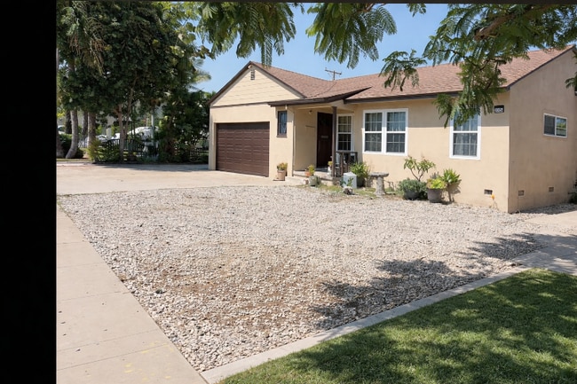 2013 W Porter Ave in Fullerton, CA - Building Photo - Building Photo