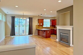 1024 167th Pl SW in Lynnwood, WA - Building Photo - Building Photo